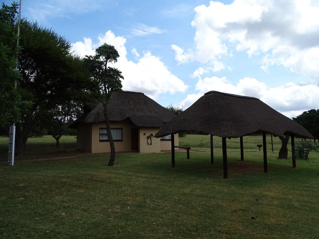 Abba Game Lodge โมดิมอเลอ ภายนอก รูปภาพ