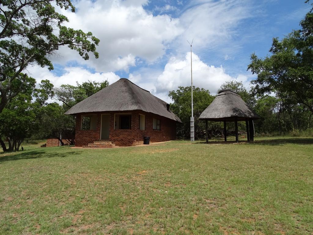 Abba Game Lodge โมดิมอเลอ ภายนอก รูปภาพ