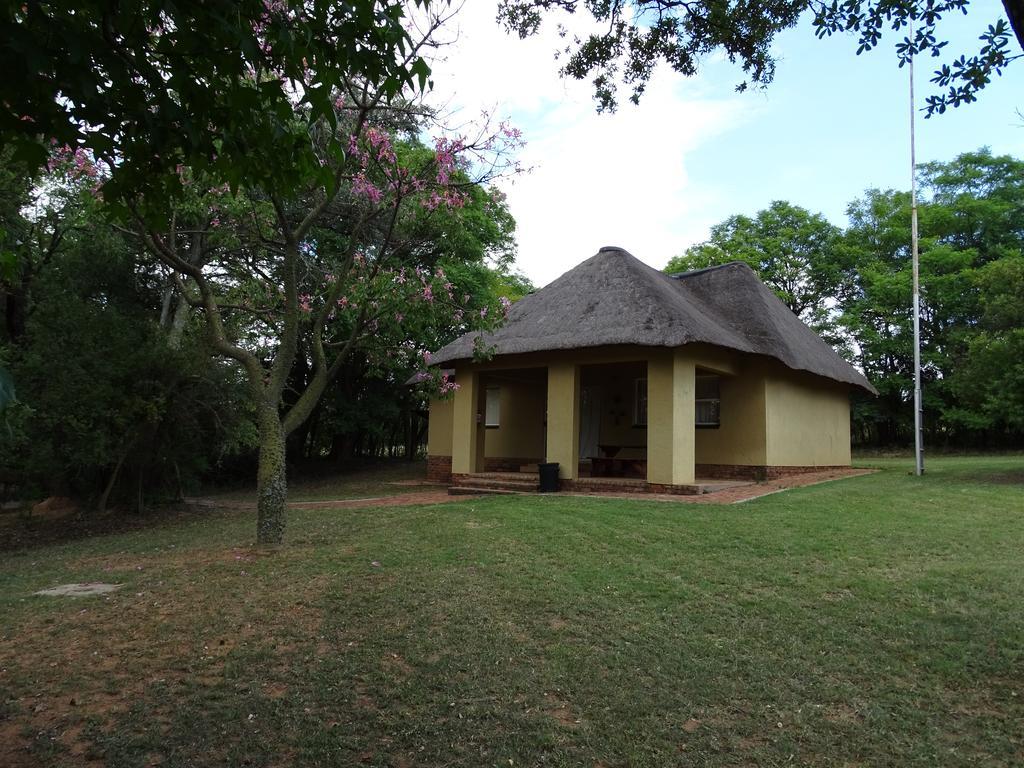 Abba Game Lodge โมดิมอเลอ ภายนอก รูปภาพ