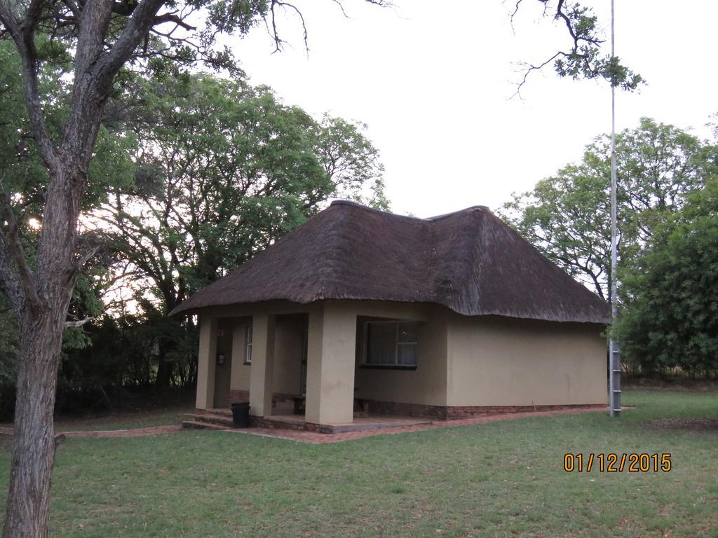 Abba Game Lodge โมดิมอเลอ ภายนอก รูปภาพ