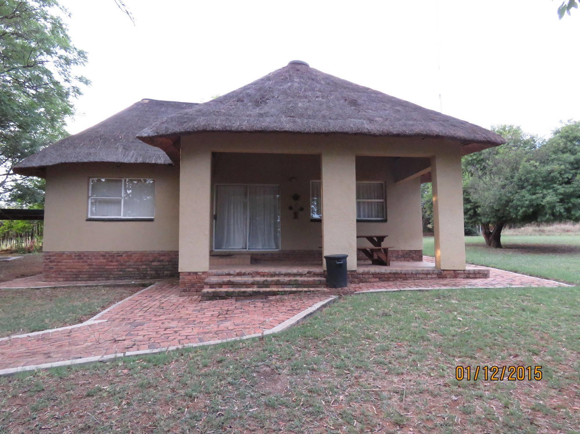 Abba Game Lodge โมดิมอเลอ ภายนอก รูปภาพ
