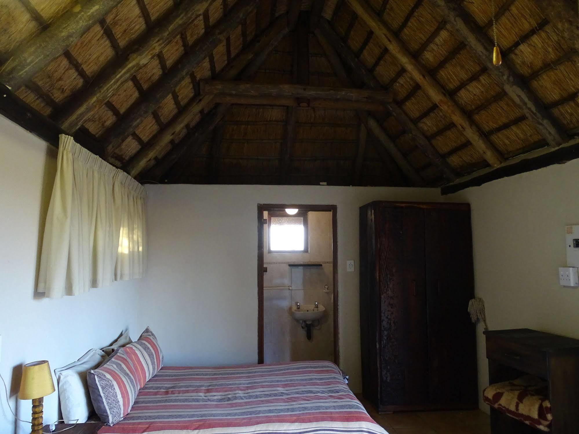 Abba Game Lodge โมดิมอเลอ ภายนอก รูปภาพ